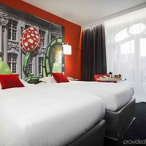 Standard Room Two Single Beds